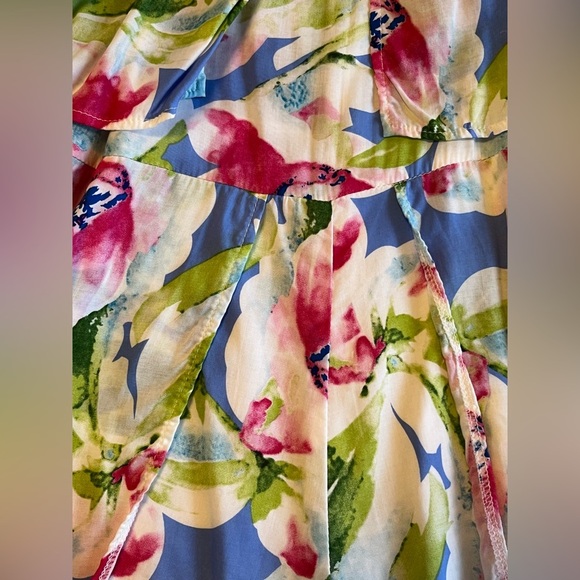 LJC Designs Floral Romper NWT Medium - Picture 3 of 3